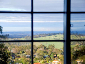 Cozy 3BR in Upwey Villa Scenic Dandenongs Mountain Views